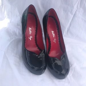 Bettie Page heels size 9 women can fit 8.5